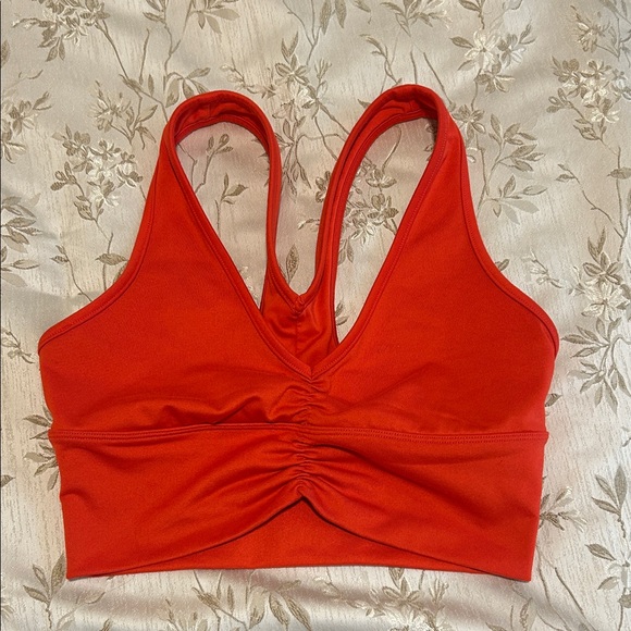 ALO Yoga Red Sports Bra and shorts Set - Picture 3 of 5